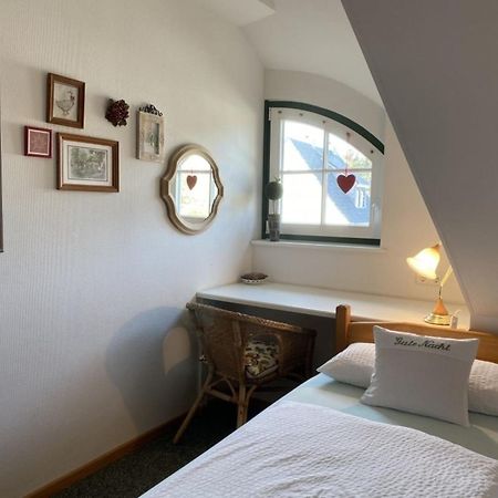 Ferienwohnung Nr 07 Og Spitzboden Born Luaran gambar